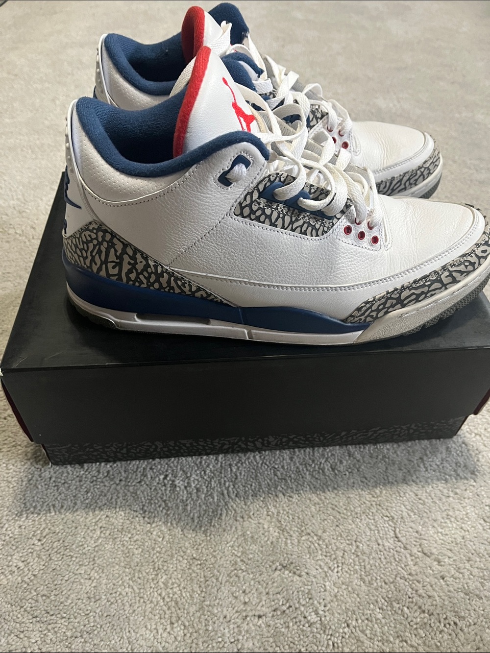 Jordan 3 True Blue - White/Red/Blue Retro Elephant Print Sneakers - Picture 4 of 6